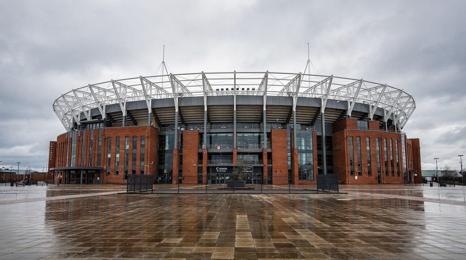 Anfield vs Hill Dickinson Stadium compared