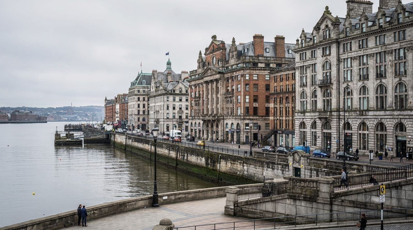 Pułapki turystyczne w Liverpoolu, o których warto wiedzieć przed wyjazdem